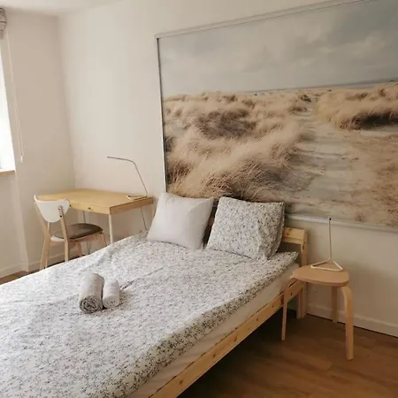 Stylish 2 Bedroom In Centre, Free Parking 아파트 *