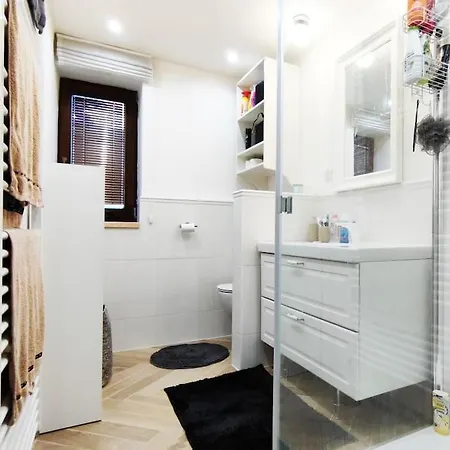 아파트 Stylish 2 Bedroom In Centre, Free Parking 니트라